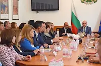 Илин Димитров: Визовите проблеми блокират туристите от Турция