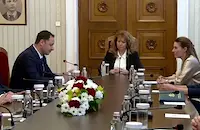 Румен Радев пропусна консултациите при Илияна Йотова