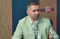 Слави Василев: Румен Радев се опъна на Доналд Тръмп