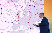 Георги Рачев: Средиземноморски циклон носи мощни бури и градушки