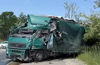 ТИР катастрофира на път Е-79