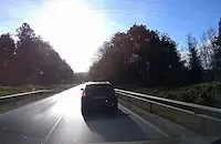 Агресивен шофьор блокира пътя в Русенско
