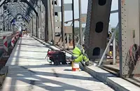 Спират изцяло движението по Дунав мост