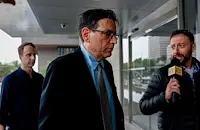 Ерик Флеминг получи две години затвор за смъртта на Матю Пери