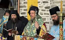 Епископ Макарий отслужи празнична литургия в Атон