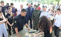 Близо 100 ученици се включиха във военно-приложни игри в Русе