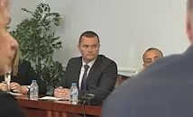 Пенчо Милков поиска нова схема за борба с комарите