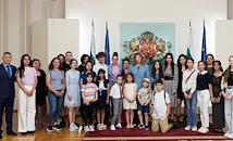 Илияна Йотова: Институциите дължат подкрепа на децата на загинали служители