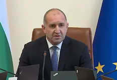 Държавата започва спешна битка с комарите в РусенскоПравителството подготвя спешни