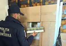 Румънските власти задържаха шофьор пътувал от БългарияРумънските гранични власти заловиха