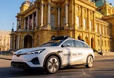 Автономните електрически коли тръгнаха по улиците на ЗагребПървата комерсиална услуга