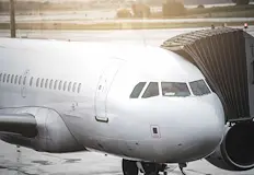 Авиокомпаниите по света изтриха 2 милиона места от майските разписанияБританското