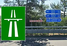 Искрен Веселинов Държавата стовари пътните концесии върху беднитеДългогодишното институционално бездействие