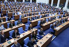Държавният глава вече ще прибира месечно по над 8 400