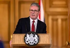 Британският премиер отказа да подаде оставкаБританският премиер Киър Стармър обяви