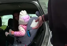 Семейство търси правата си в съда след абсурдна санкция от