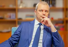 Лидерът на Възраждане критикува остро ограничаването на опозициятаЛидерът на Възраждане