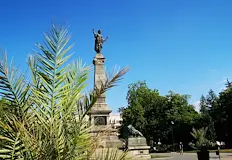 Хиляди русенци се събират в центъра за кулминацията на ГергьовденДнес