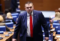Демократична България настоява за разследване на Делян ПеевскиДнес 20 май
