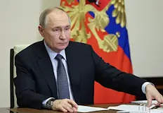 Кремъл въвежда нови стимули за руската армияРуският президент Владимир Путин