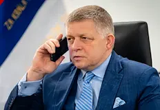 Премиерът на Словакия разкри двойните стандарти в БрюкселЕвропейските лидери критикуват