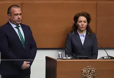 Депутатите заемат местата на назначени в изпълнителната власт колегиДвама нови