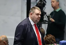 Гражданин осъди службата да отвори сметките за охраната на лидера
