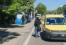 Браншът настоява за законови промени за по бързи и евтини курсовеТаксиметровият