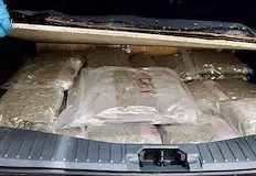 Петима души са арестувани при спецакциятаСлужители на ГДБОП и Агенция
