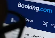 Booking отчита спад в резервациите заради затворени ключови летища в