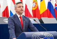 Евродепутатът настоява за алтернативни мерки срещу животинските заразиСъобщават от пресцентъра