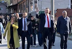 Партията търси паралелна власт в държаватаПарламентарната група на Движението за