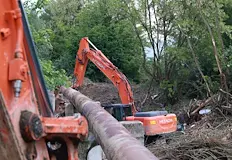Възстановиха скъсания от река Видима водопроводАварийните екипи възстановиха успешно подаването