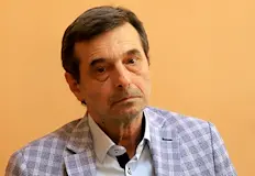 Лидерът на Подкрепа плаши кабинета с масови протестиСиндикатите са в