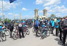 Над 400 колоездачи стигнаха Гюргево в памет на героитеНад 400