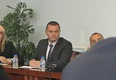 Дунавските общини настояват за тригодишни договори за дезинсекцияКметът на Русе
