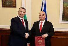 Иван Христанов предаде поста на официална церемония днесНовият министър на