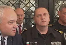 Младежи след употреба на наркотици паднаха от блокТрагичен инцидент разтърси