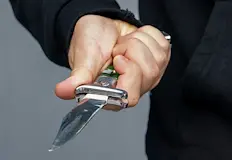 Нападателят задигна чанта с два мобилни телефона54 годишна русенка стана жертва