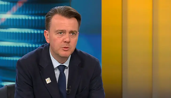 Раздутата администрация изяжда над една десета от икономиката ни