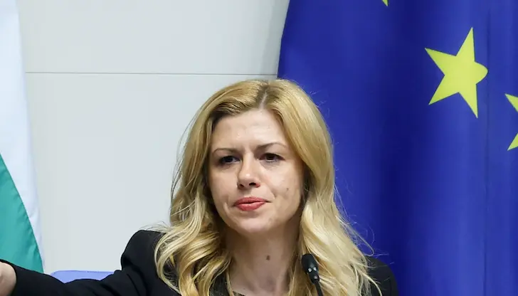 Депутатите ще имат аудиенция при папата за 24 май Депутатите ще имат аудиенция при папата за 24 май