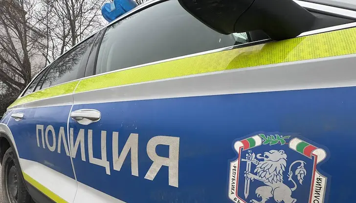 Полицаи от Провадия организираха среднощно спасяване с лодка Полицаи от Провадия организираха среднощно спасяване с лодка