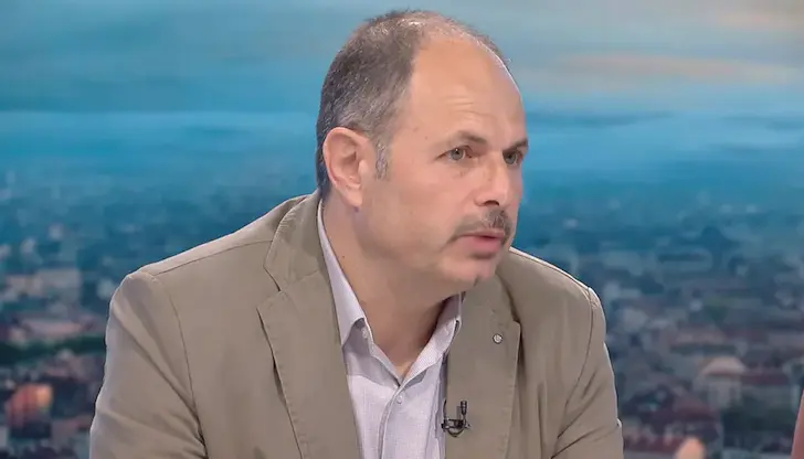 Анализатори нищят първите ходове на кабинета и ценовия шок