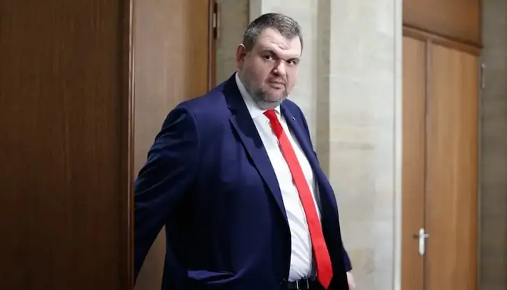 Лидерът на ДПС излезе с позиция по случай Деня на Европа Лидерът на ДПС излезе с позиция по случай Деня на Европа