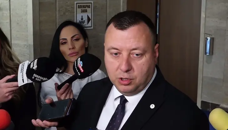 Партията търси изключение от евросанкциите за по-евтини горива
