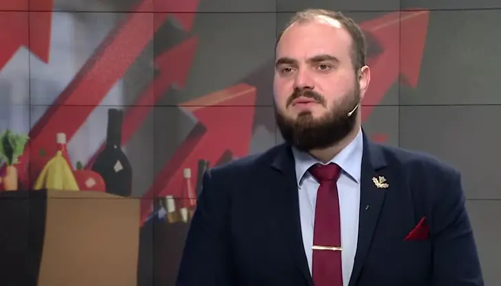 Икономист критикува раздутия чиновнически апарат и настоява за по-ниски данъци
