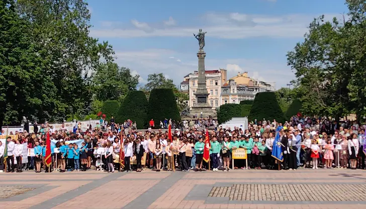 Разгневен баща настоява за промяна в празничния протокол Разгневен баща настоява за промяна в празничния протокол