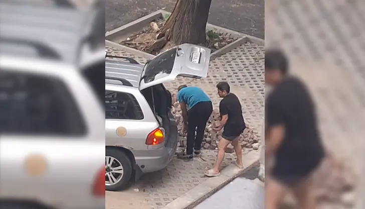 Очевидци заснеха скандалната случка пред блок "Странджа планина"