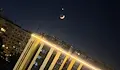 Луната скри Венера в красив космически спектакъл