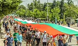 Сдружение "Месец на семейството" благодари на Русе за знамето за шествието в София